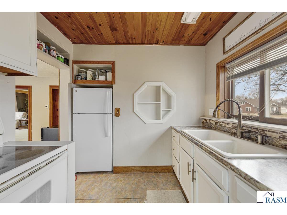 1114 Prairie Avenue N Avenue Fairmont MN 56031 7039099 image12