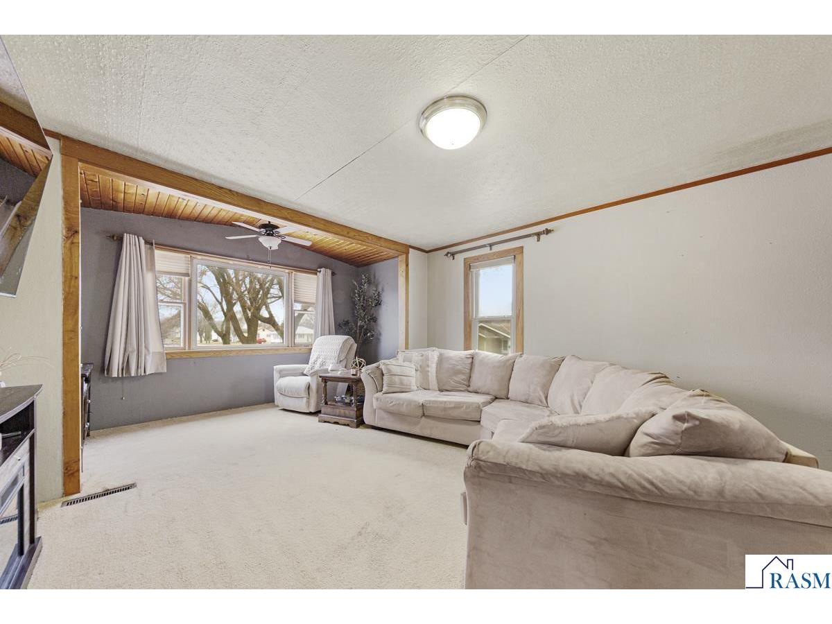1114 Prairie Avenue N Avenue Fairmont MN 56031 7039099 image14