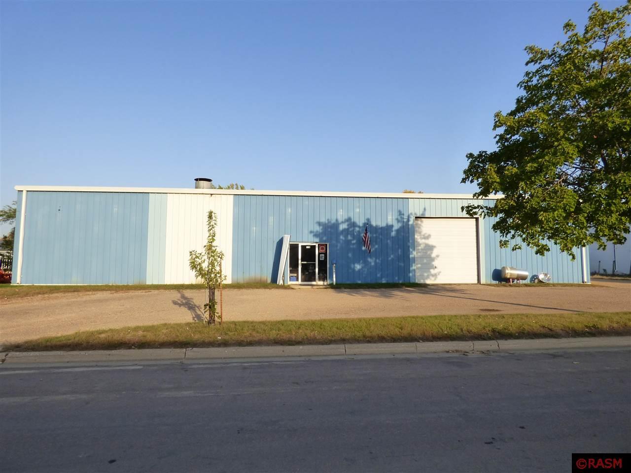 1118 Center Street North Mankato MN 56003 7033580 image1