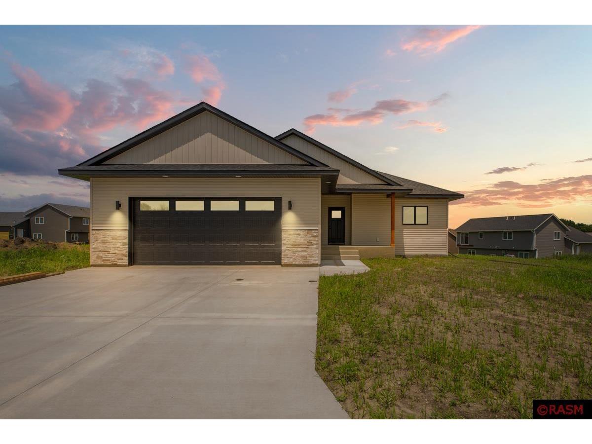 112 Peregrine Avenue Eagle Lake MN 56024 7035295 image1