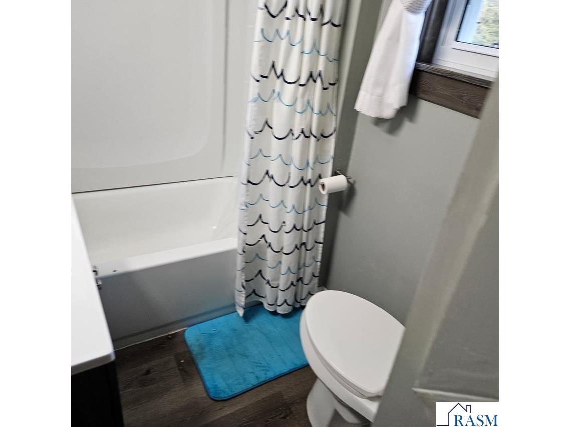 112 S 2nd Street Kiester MN 56051 267040973 image11