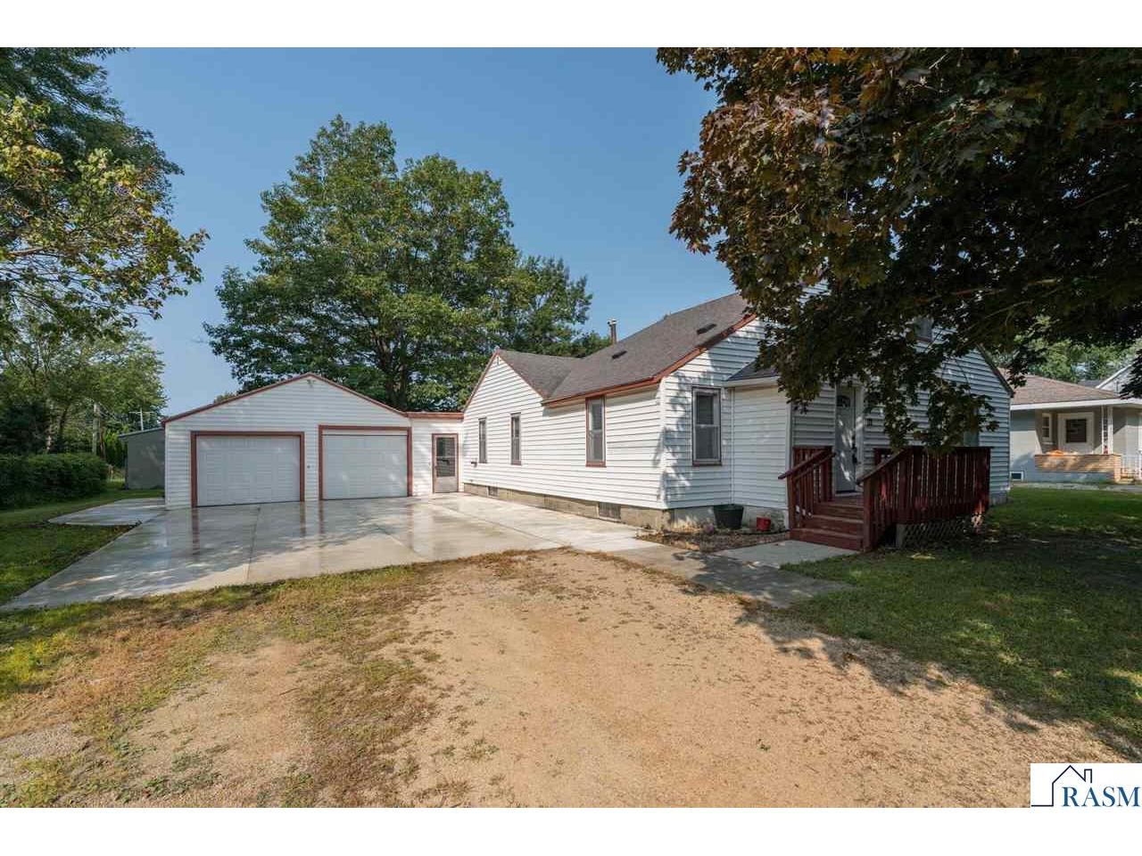 112 S 3rd Street Eagle Lake MN 56024 7038532 image1
