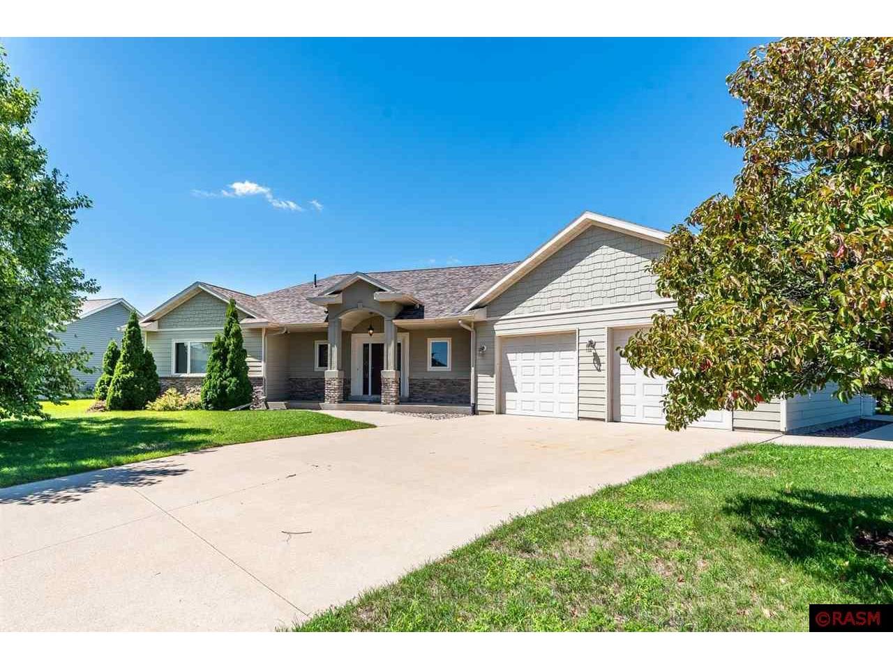 1121 Crystal Lake Drive Lake Crystal MN 56055 7033104 image1