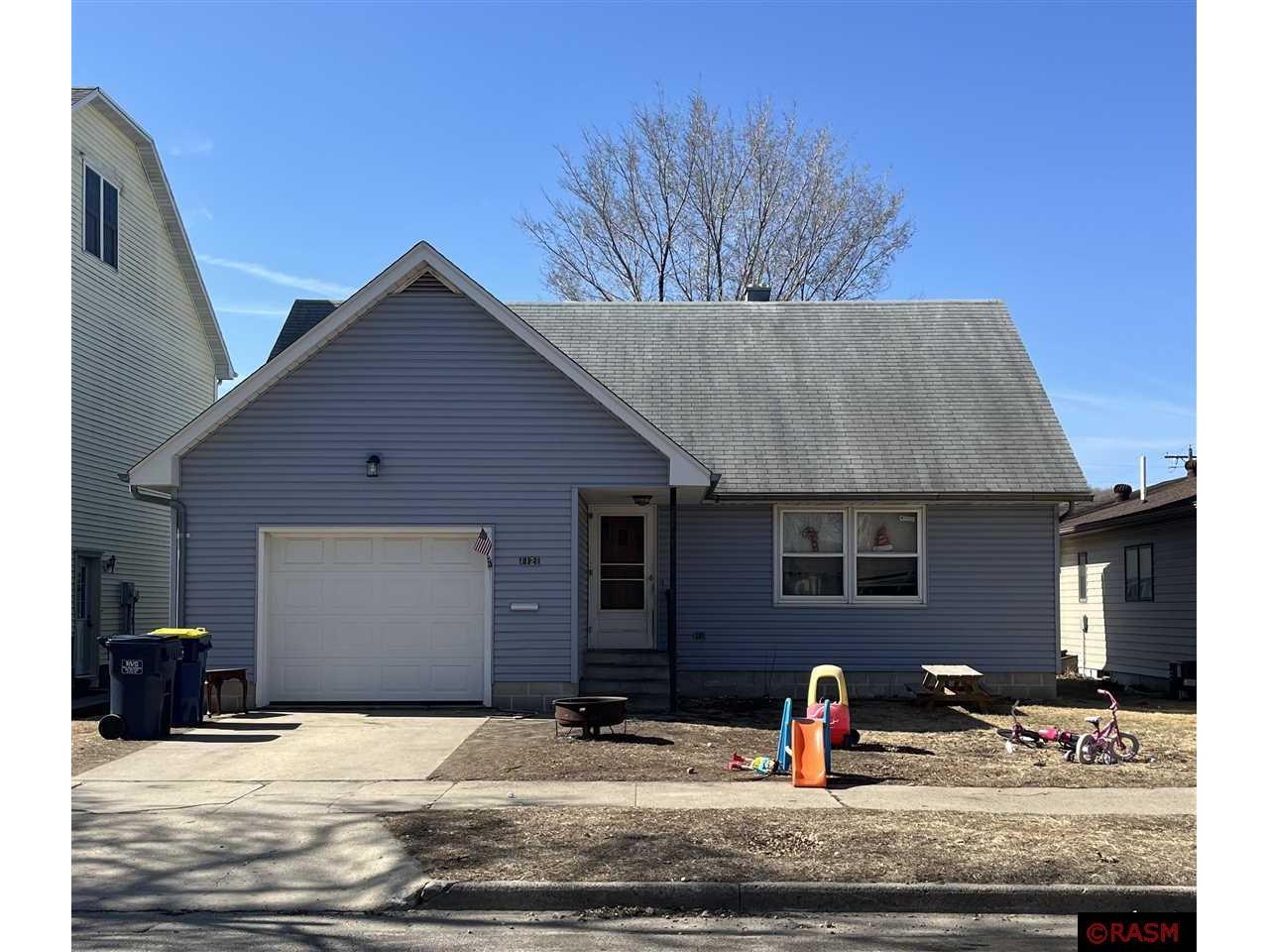 1121 N Franklin New Ulm MN 56073 7036955 image1