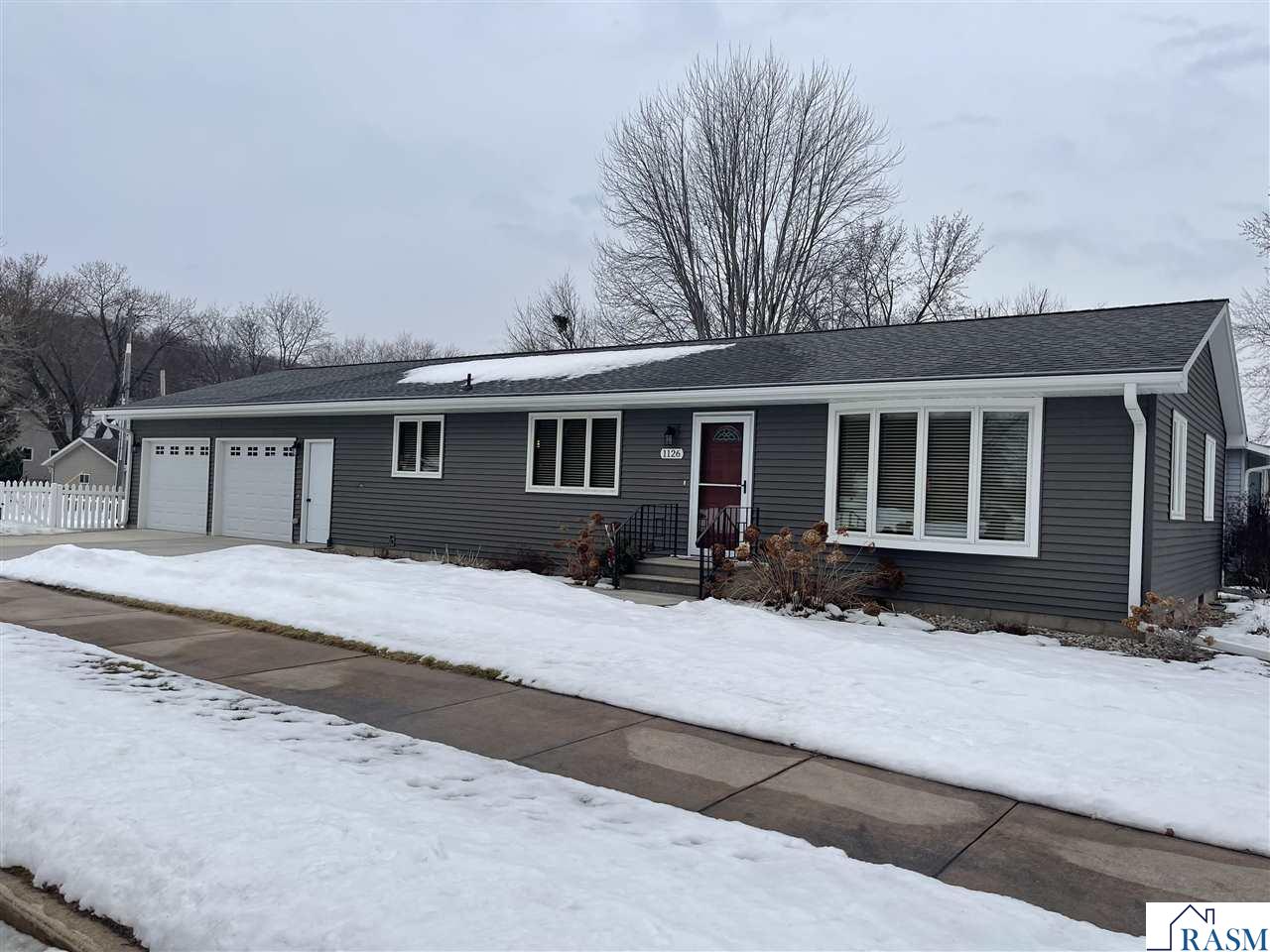1126 S Jefferson Street New Ulm MN 56073 7039378 image1