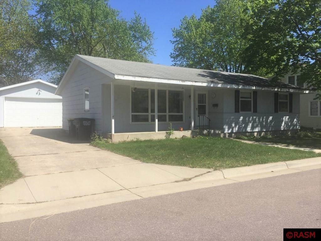 1129 N Washington Avenue, Saint Peter, MN 56082 MLS 7026960 Edina