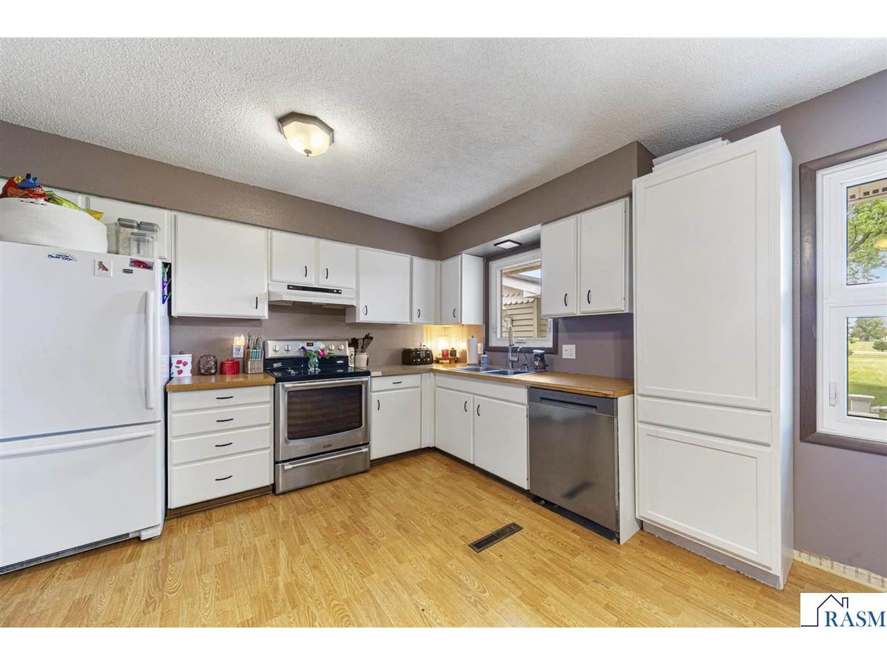 1129 S Ramsey Street Blue Earth MN 56013 7040335 image10