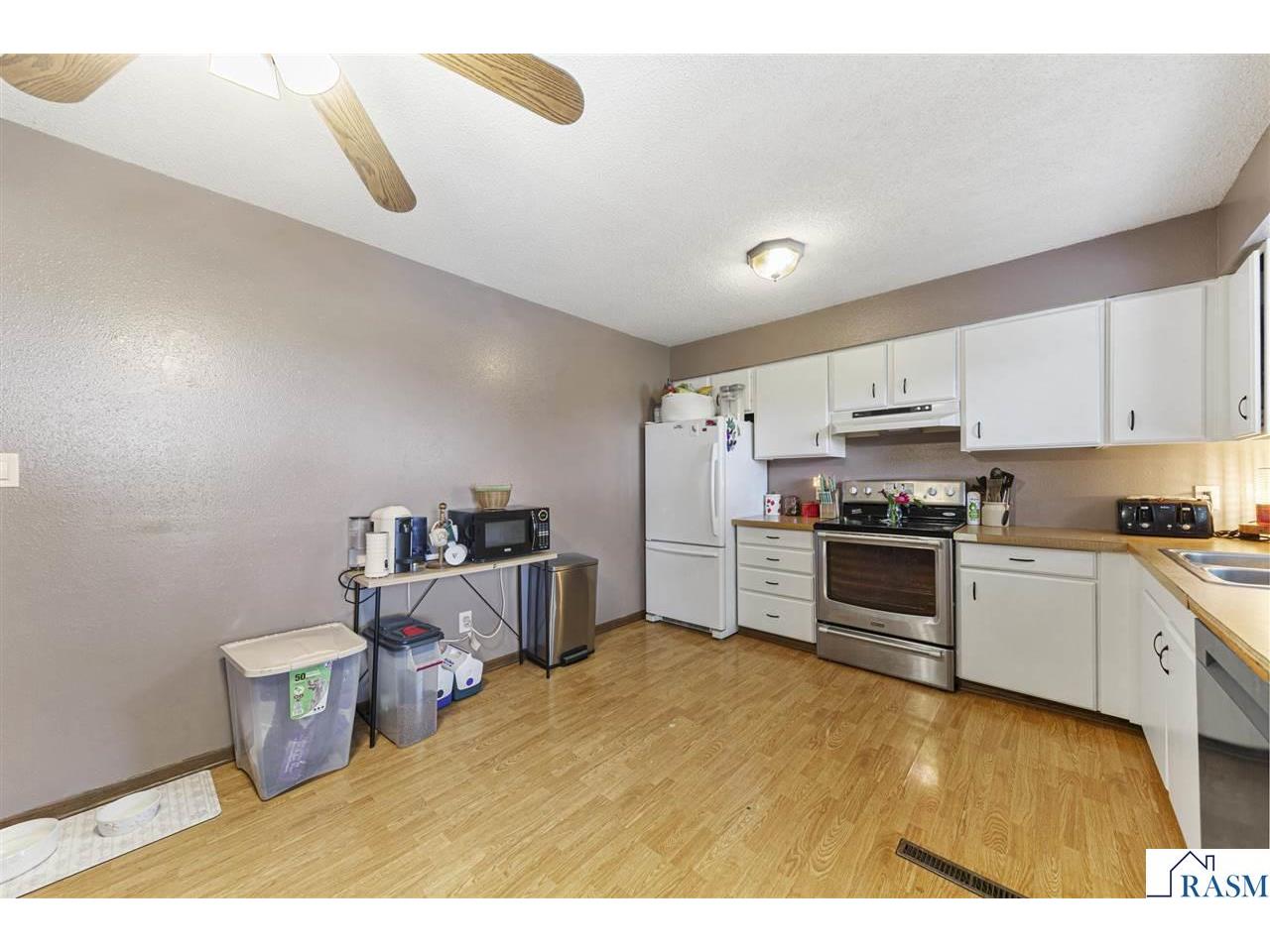 1129 S Ramsey Street Blue Earth MN 56013 7040335 image9