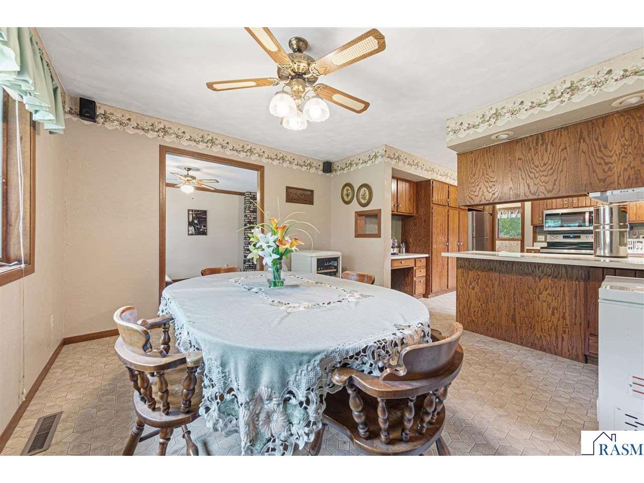 1139 N 10th Street Saint James MN 56081 267040476 image10