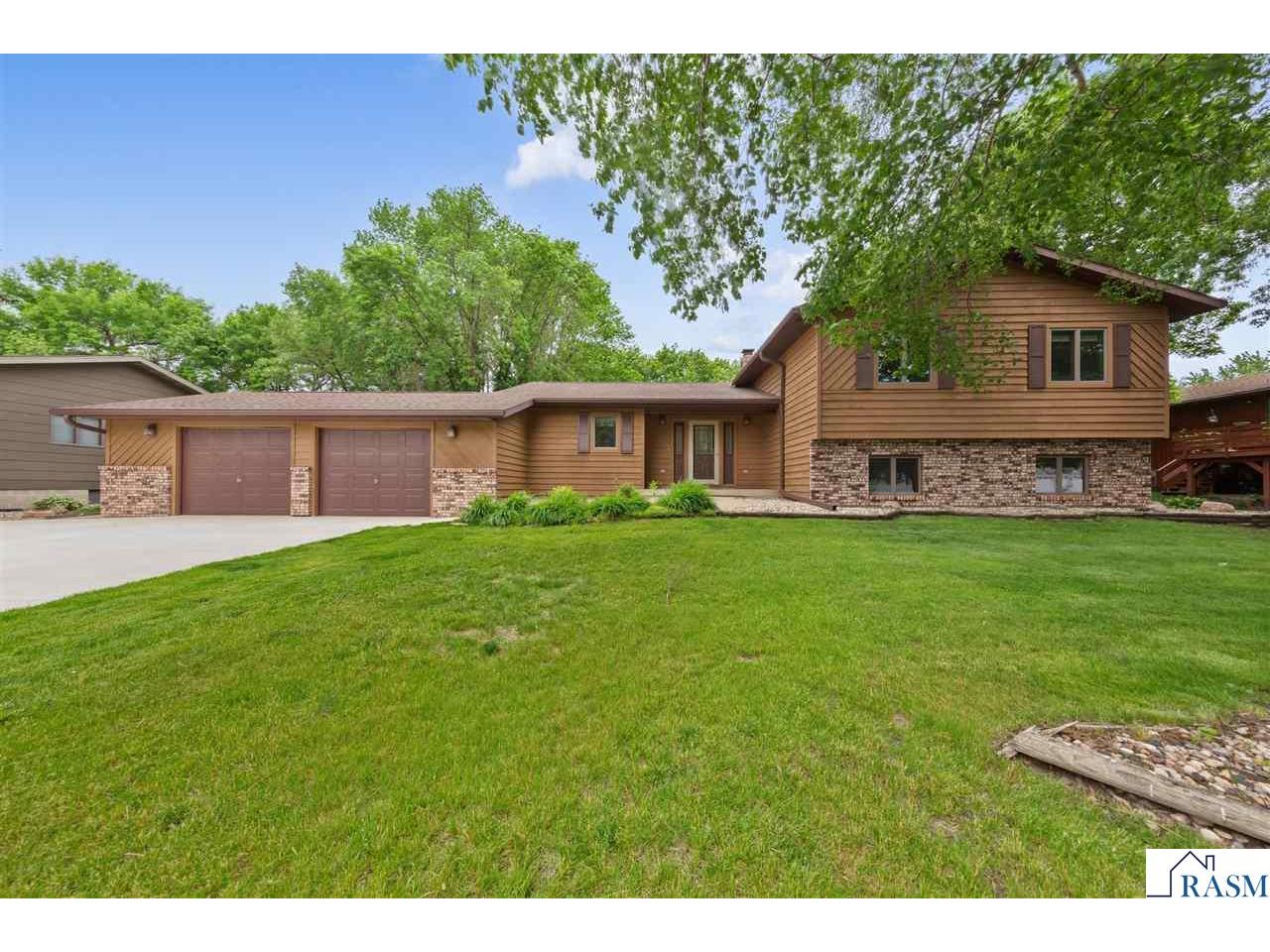 1139 N 10th Street Saint James MN 56081 267040476 image37
