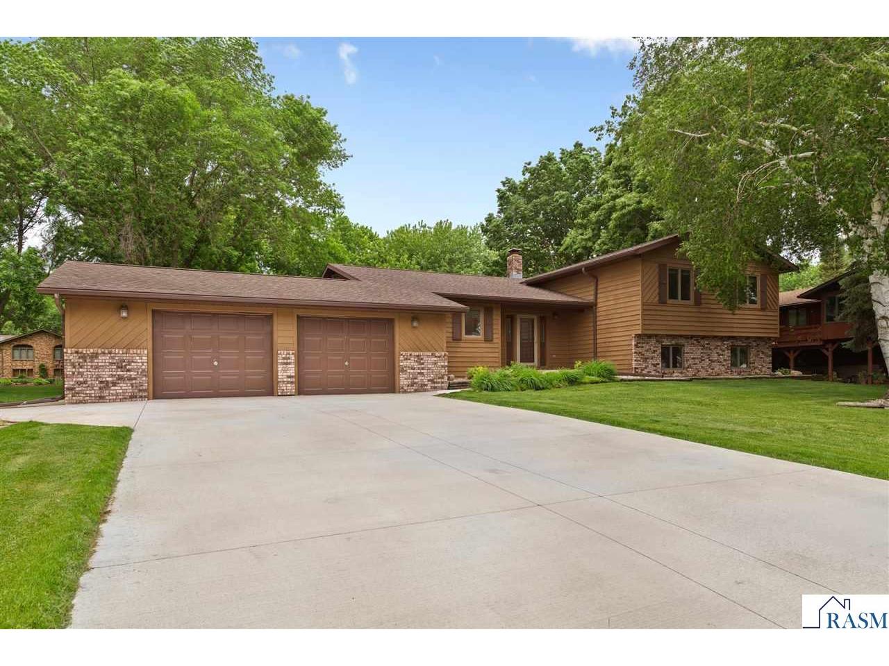 1139 N 10th Street Saint James MN 56081 267040476 image38