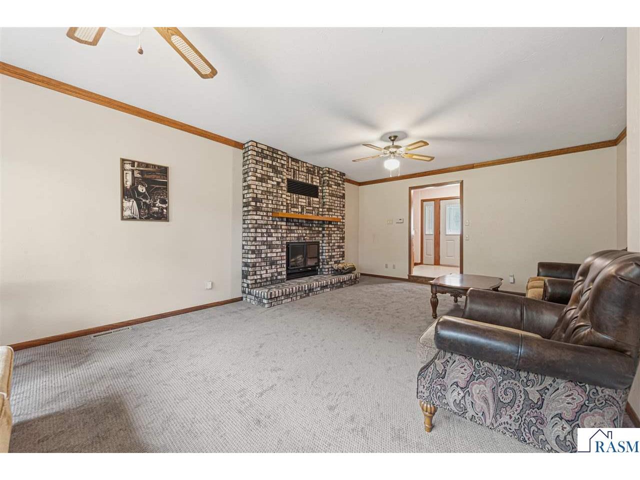 1139 N 10th Street Saint James MN 56081 267040476 image4