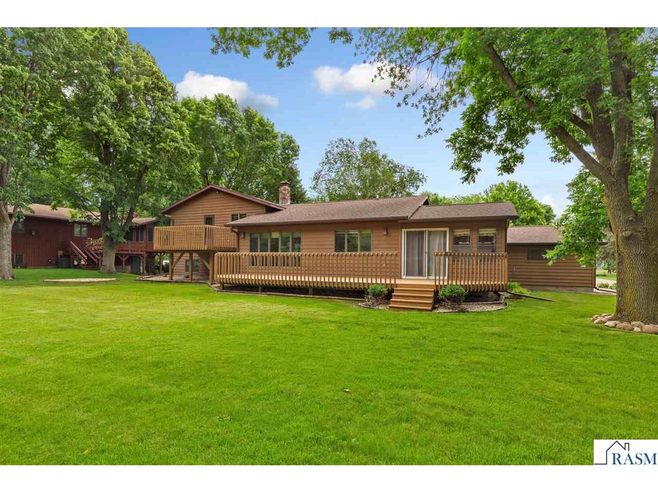 1139 N 10th Street Saint James MN 56081 267040476 image40