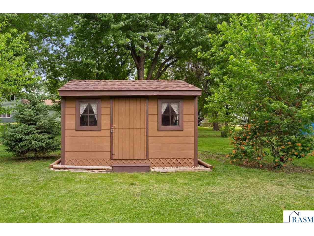 1139 N 10th Street Saint James MN 56081 267040476 image43