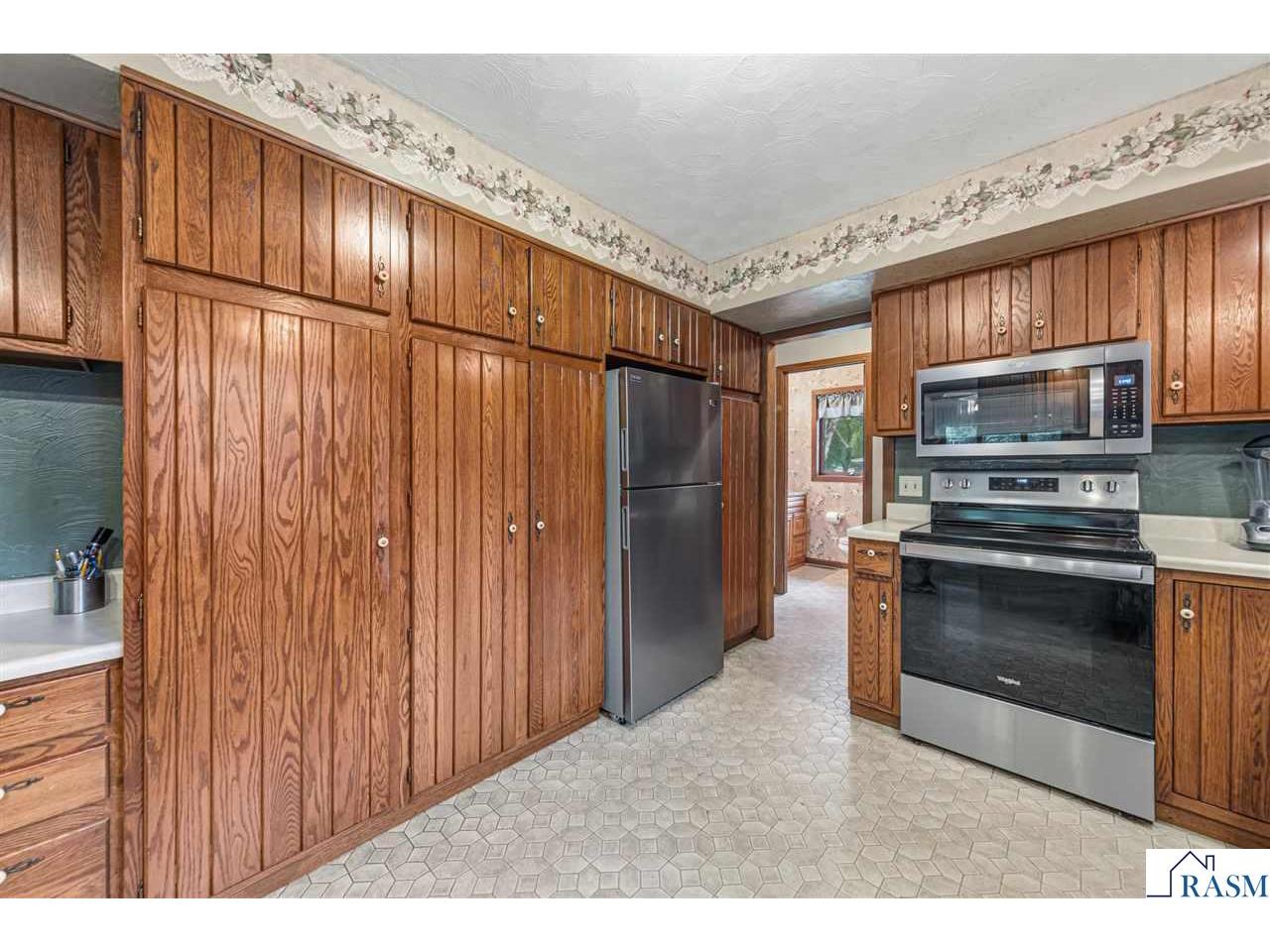 1139 N 10th Street Saint James MN 56081 267040476 image7