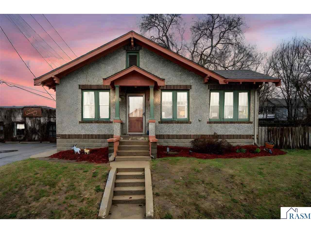 114 E Elm Street Mankato MN 56001 7039903 image1