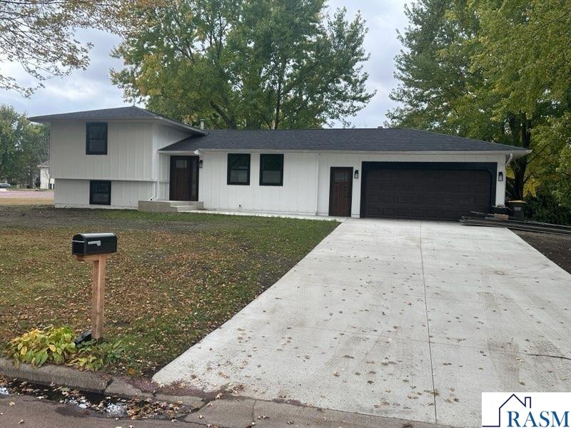 1145 Eighth Street North Saint James MN 56081 7038874 image1