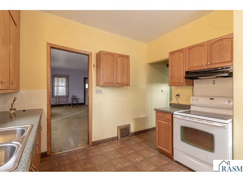 115 N Lexington Avenue Le Center MN 56057 7039940 image5
