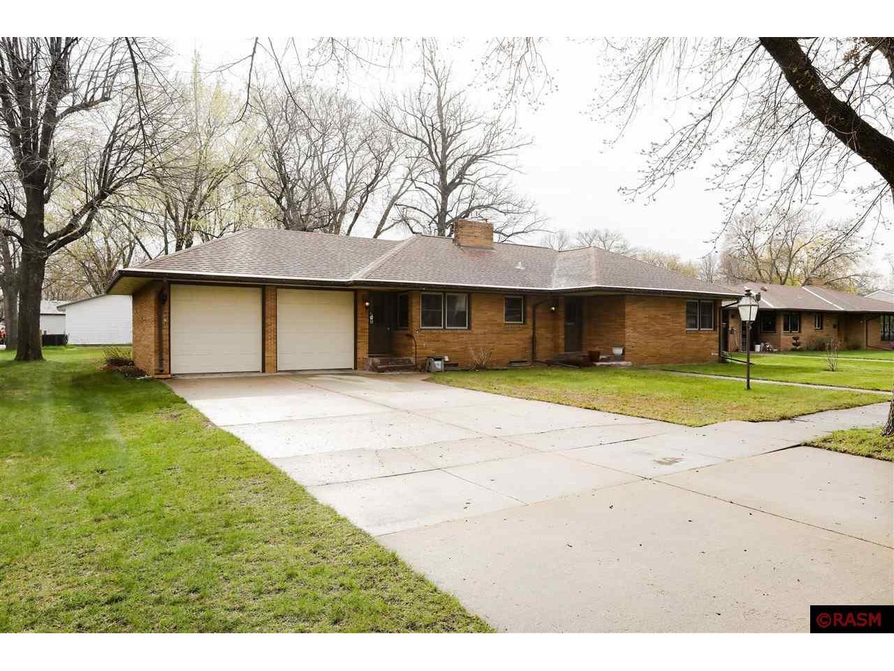 115 S Walnut Street, Belle Plaine, MN, 56011 MLS 7029361 Edina Realty