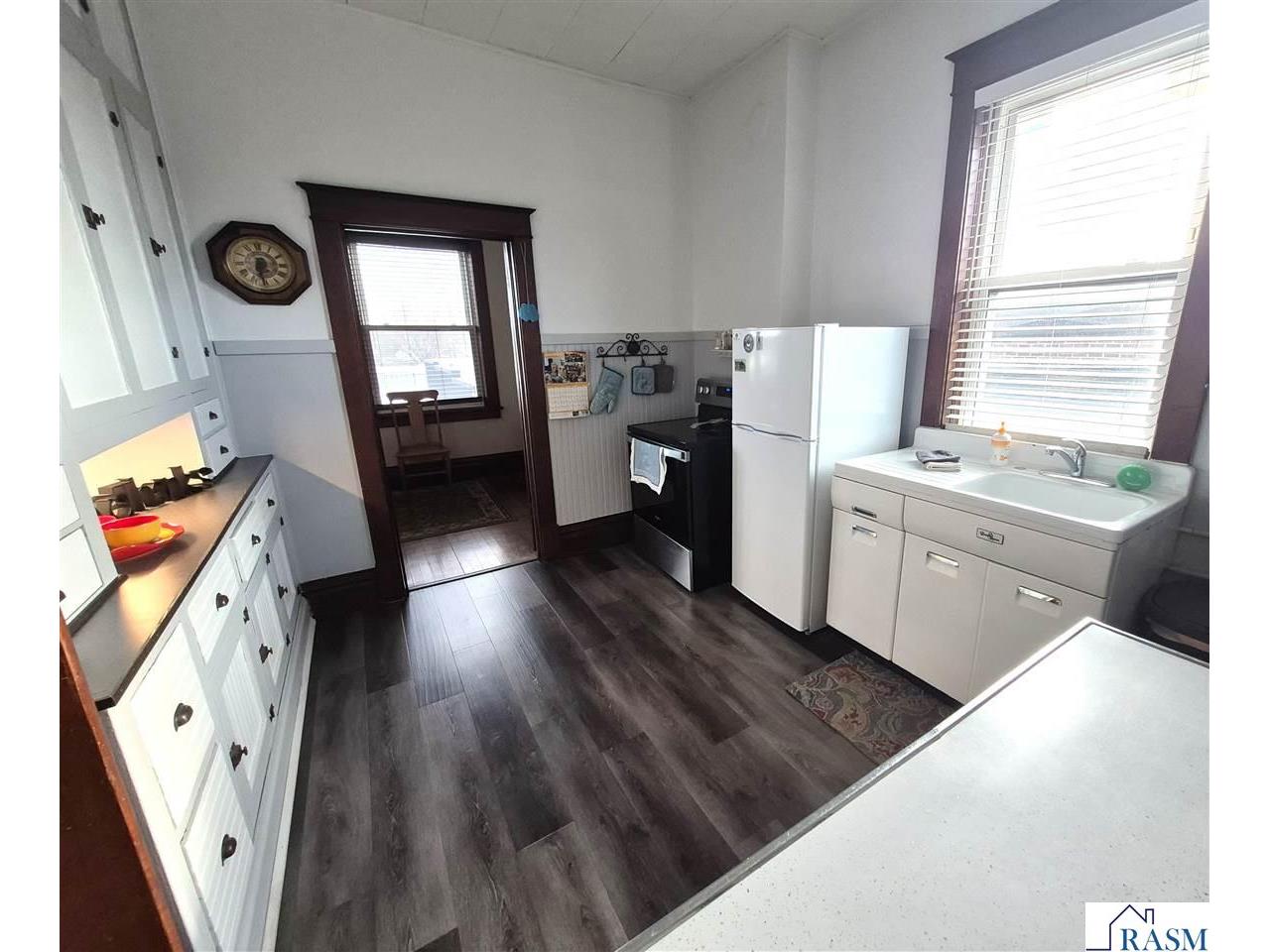 115 W main Sleepy Eye MN 56085 7039984 image5