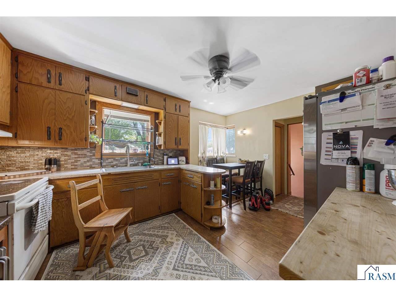 116 E Clinton Street Arlington MN 55307 267040993 image13