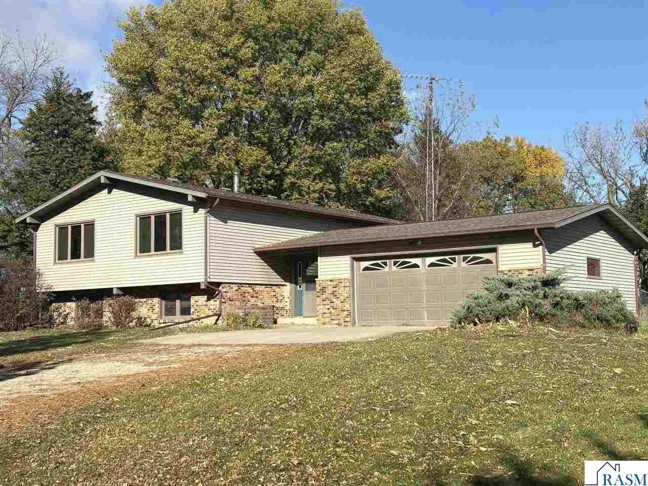 11623 375th Avenue Waseca MN 56093 7038915 image1