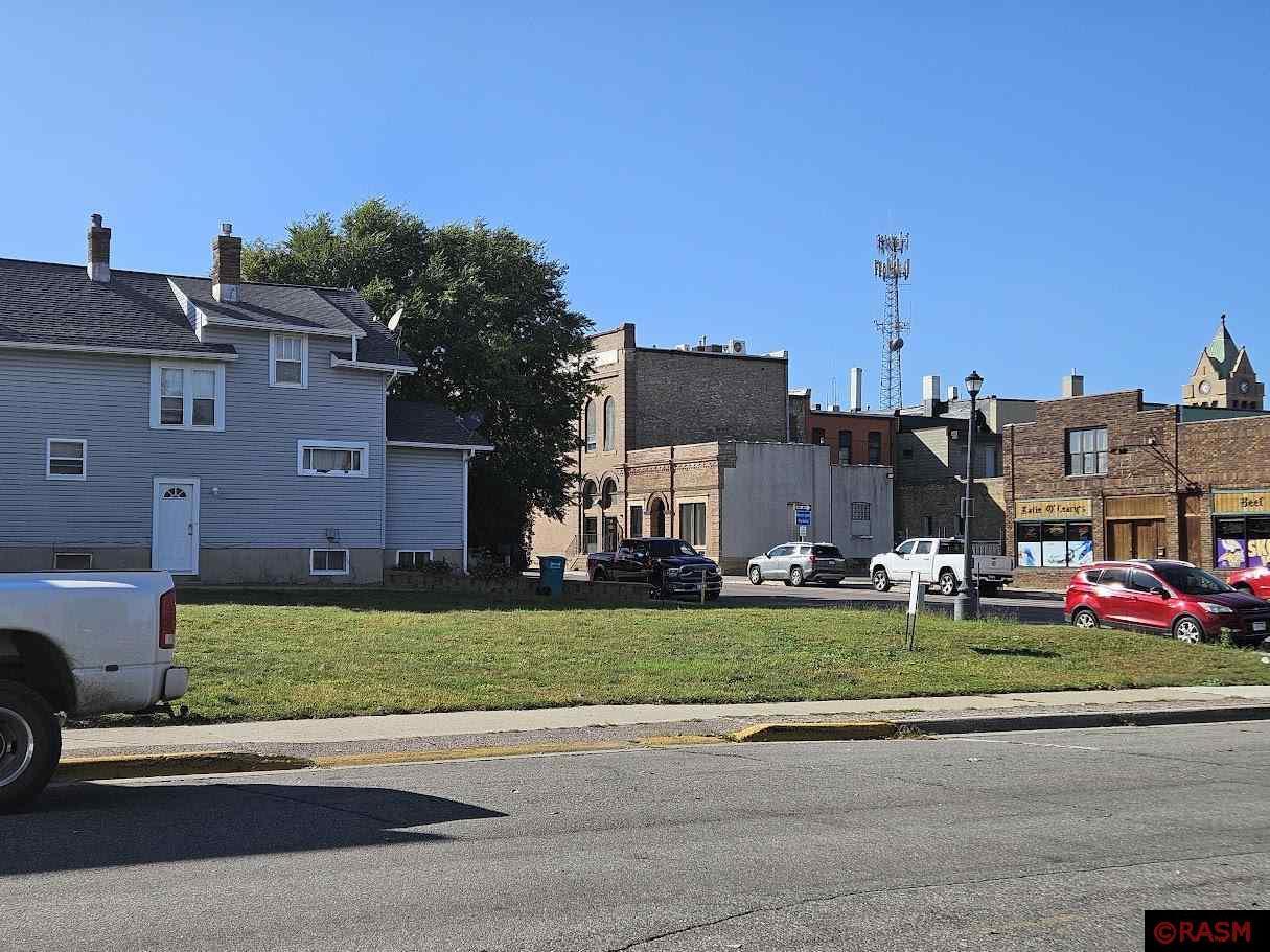 117 2nd ST NE Waseca MN 56093 7036013 image3