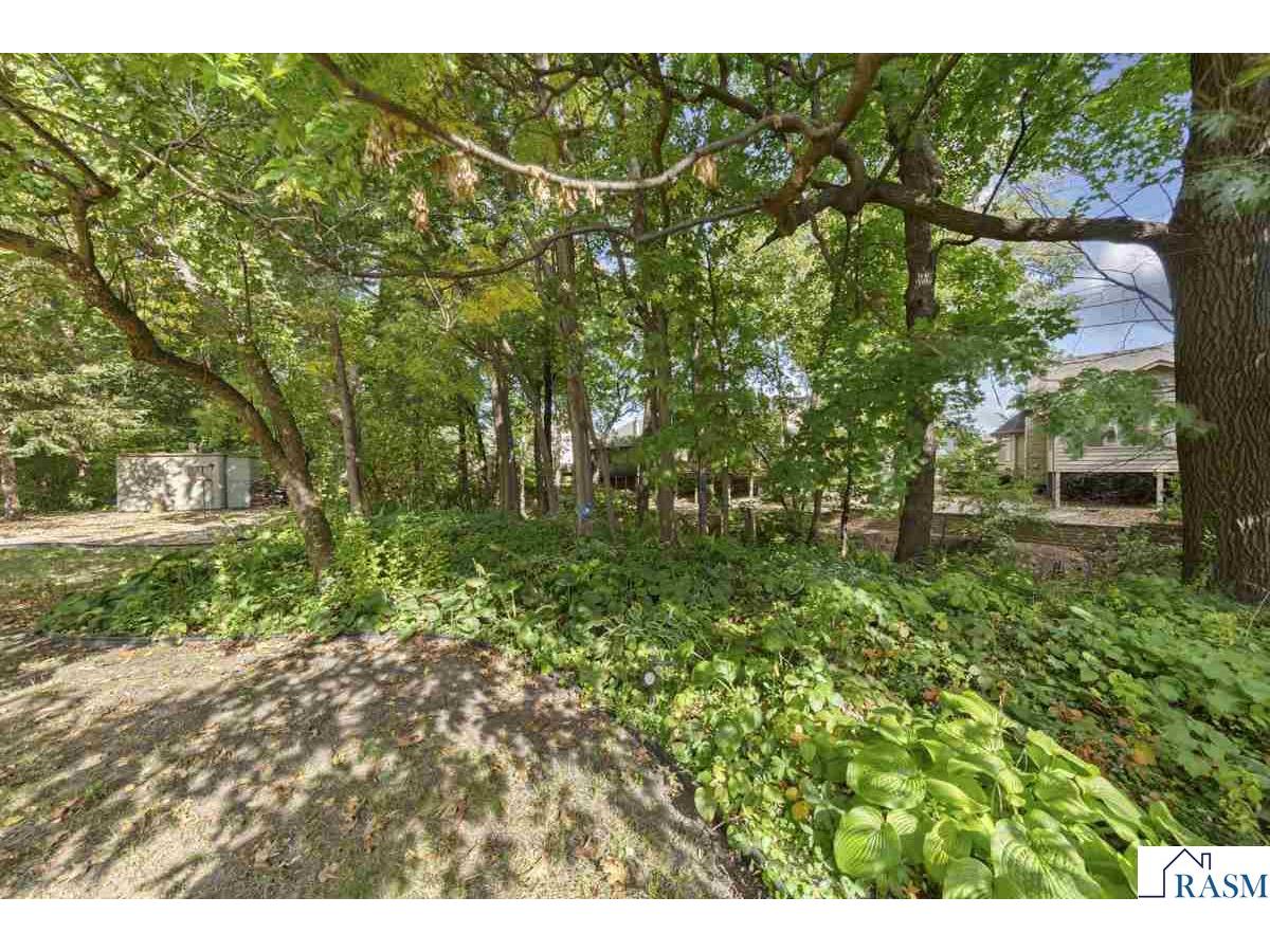 117 Marquette Avenue North Mankato MN 56003 7038744 image11