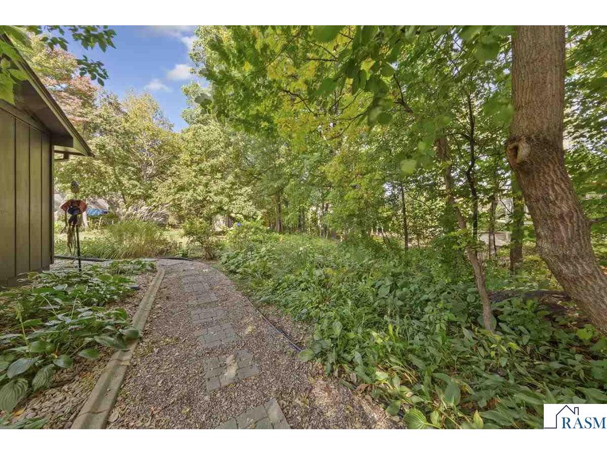 117 Marquette Avenue North Mankato MN 56003 7038744 image14