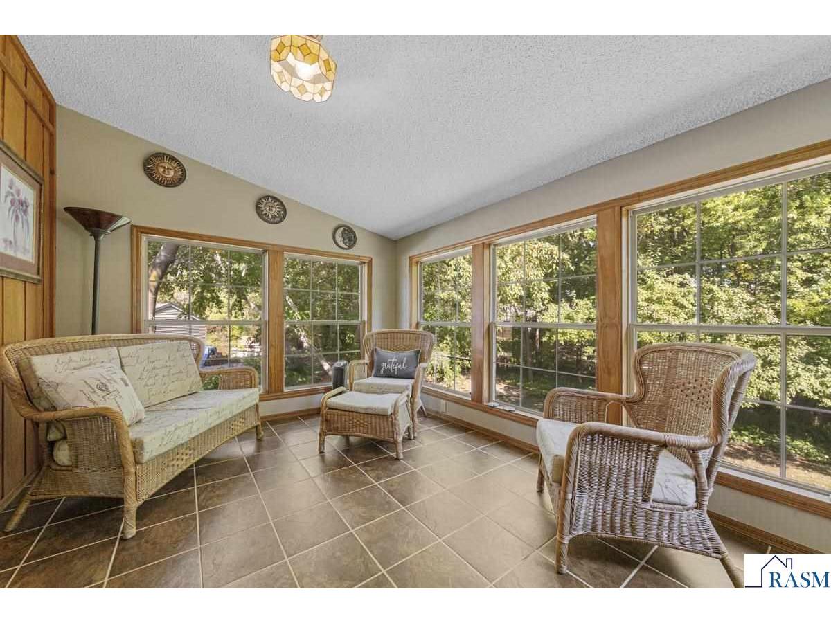 117 Marquette Avenue North Mankato MN 56003 7038744 image18