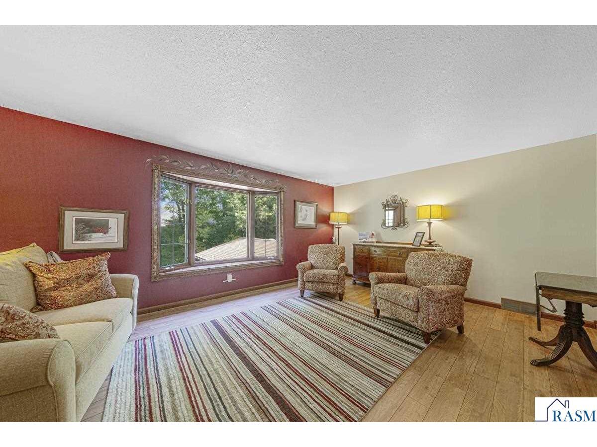 117 Marquette Avenue North Mankato MN 56003 7038744 image23