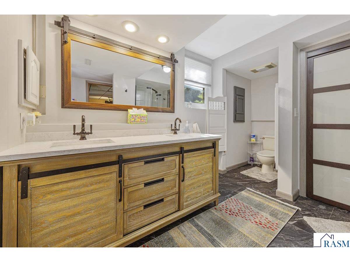 117 Marquette Avenue North Mankato MN 56003 7038744 image39