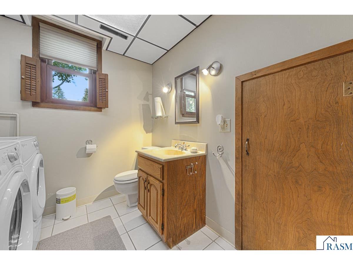 117 Marquette Avenue North Mankato MN 56003 7038744 image46