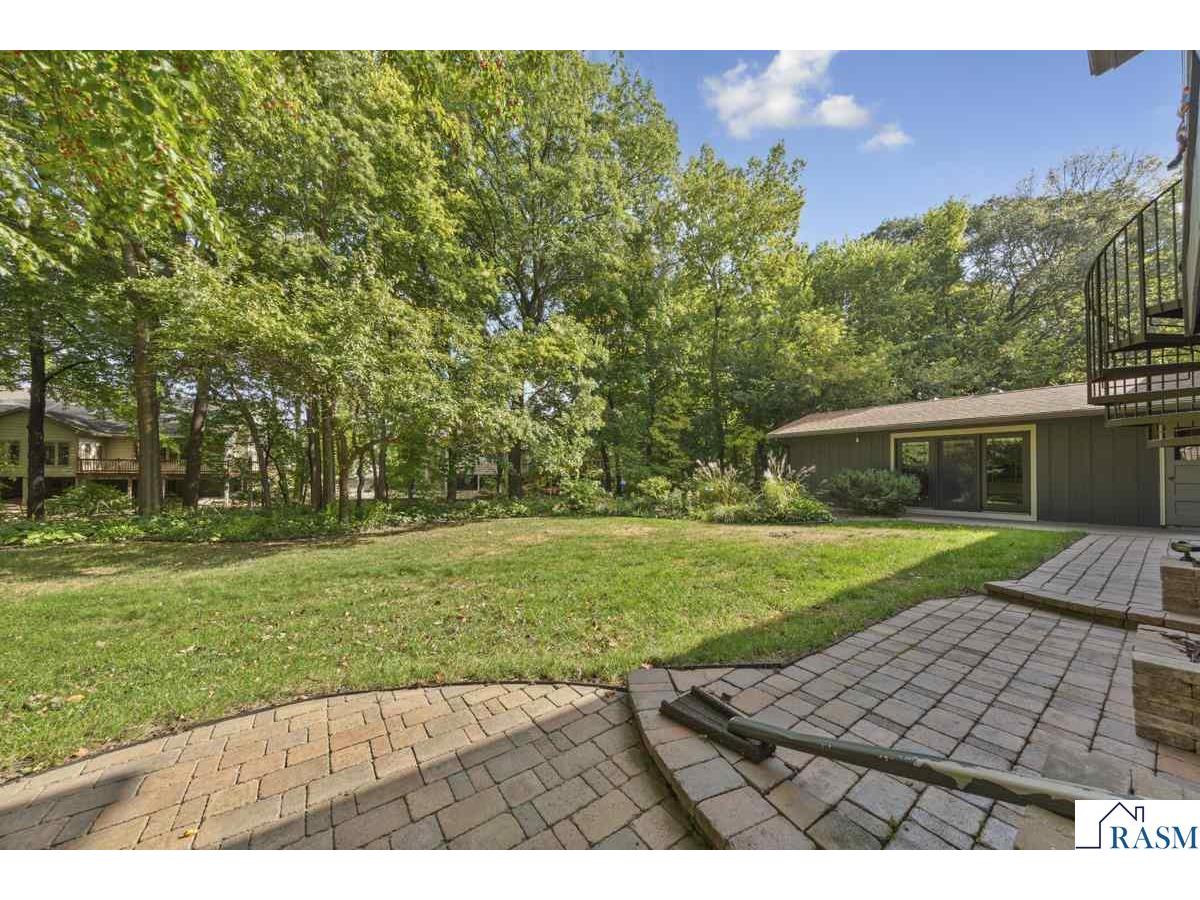 117 Marquette Avenue North Mankato MN 56003 7038744 image7