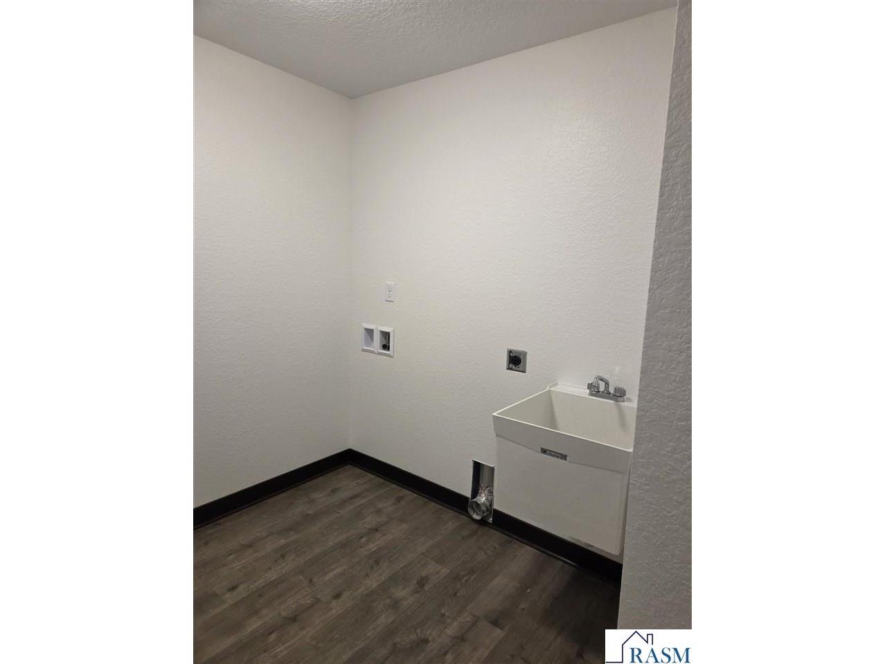 119 SE 6th Street Geneva MN 56035 7040178 image12
