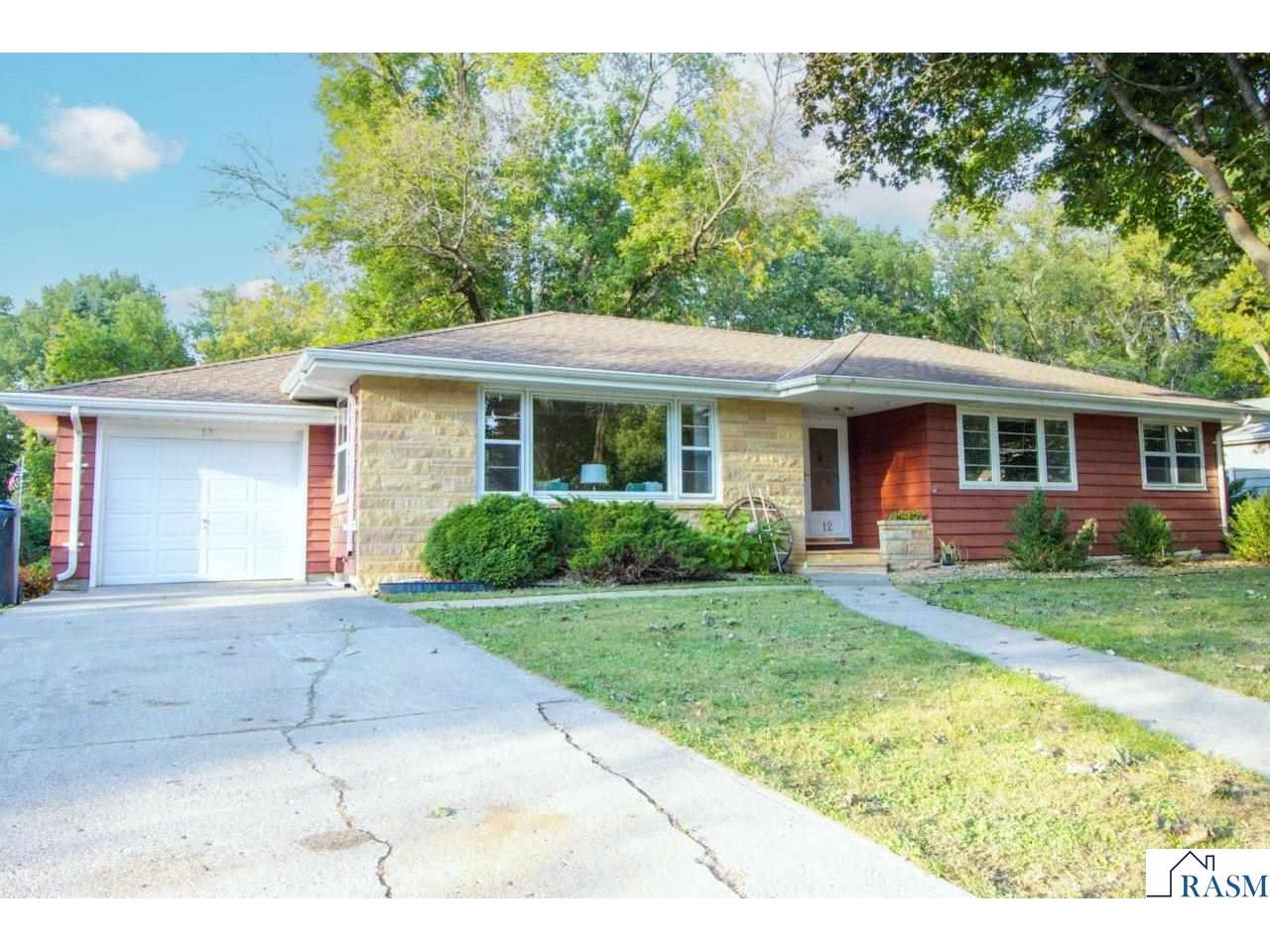 12 Belleview Avenue Mankato MN 56001 7038617 image1