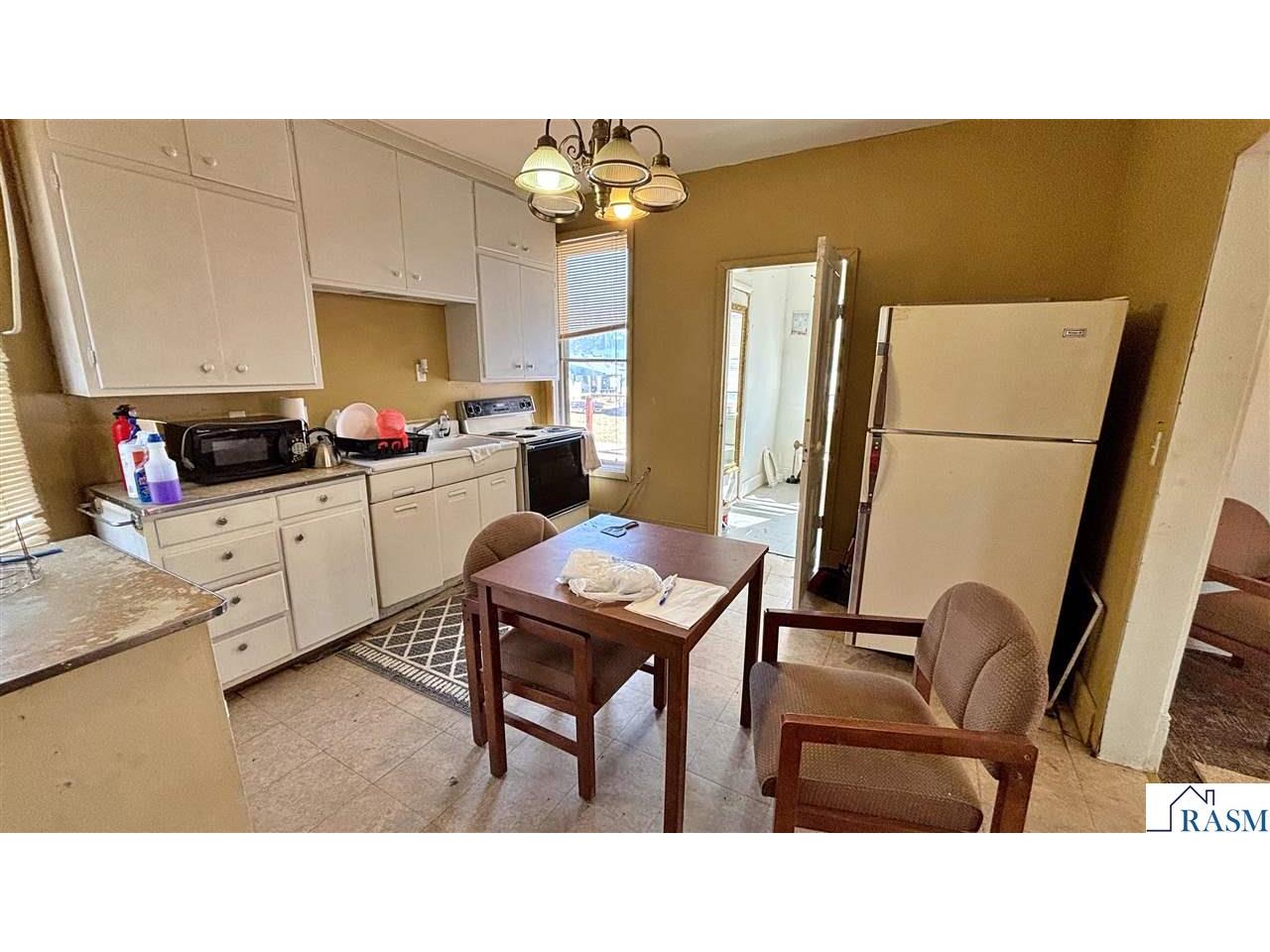 12 E Main Street Madelia MN 56062 7038852 image16