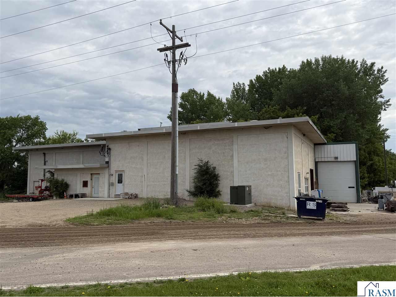 1200 N Water Street New Ulm MN 56073 267040532 image1