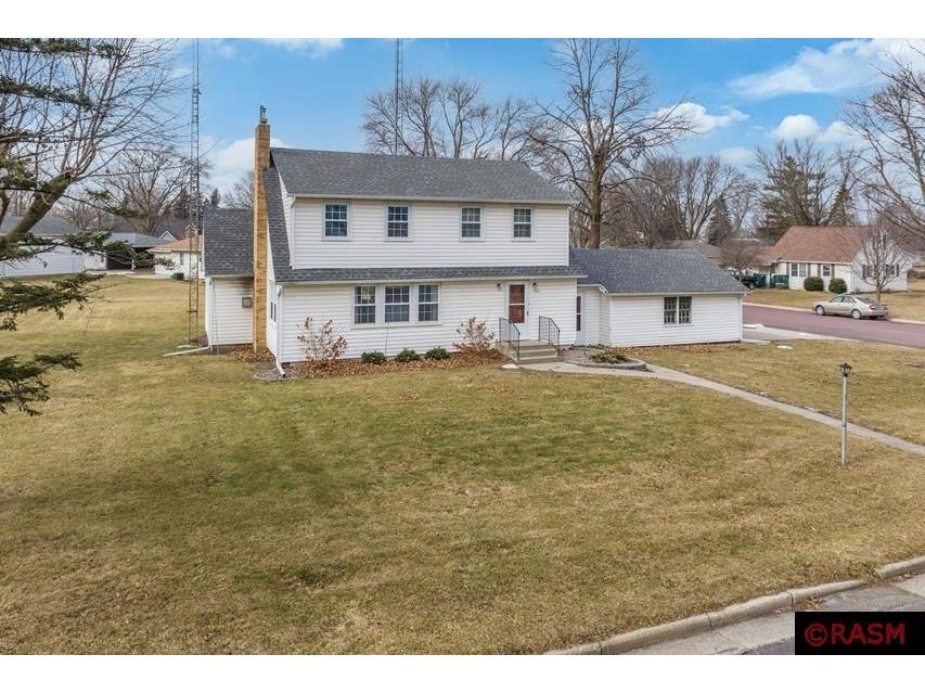 1202 S Galbraith Street Blue Earth MN 56013 7036558 image1