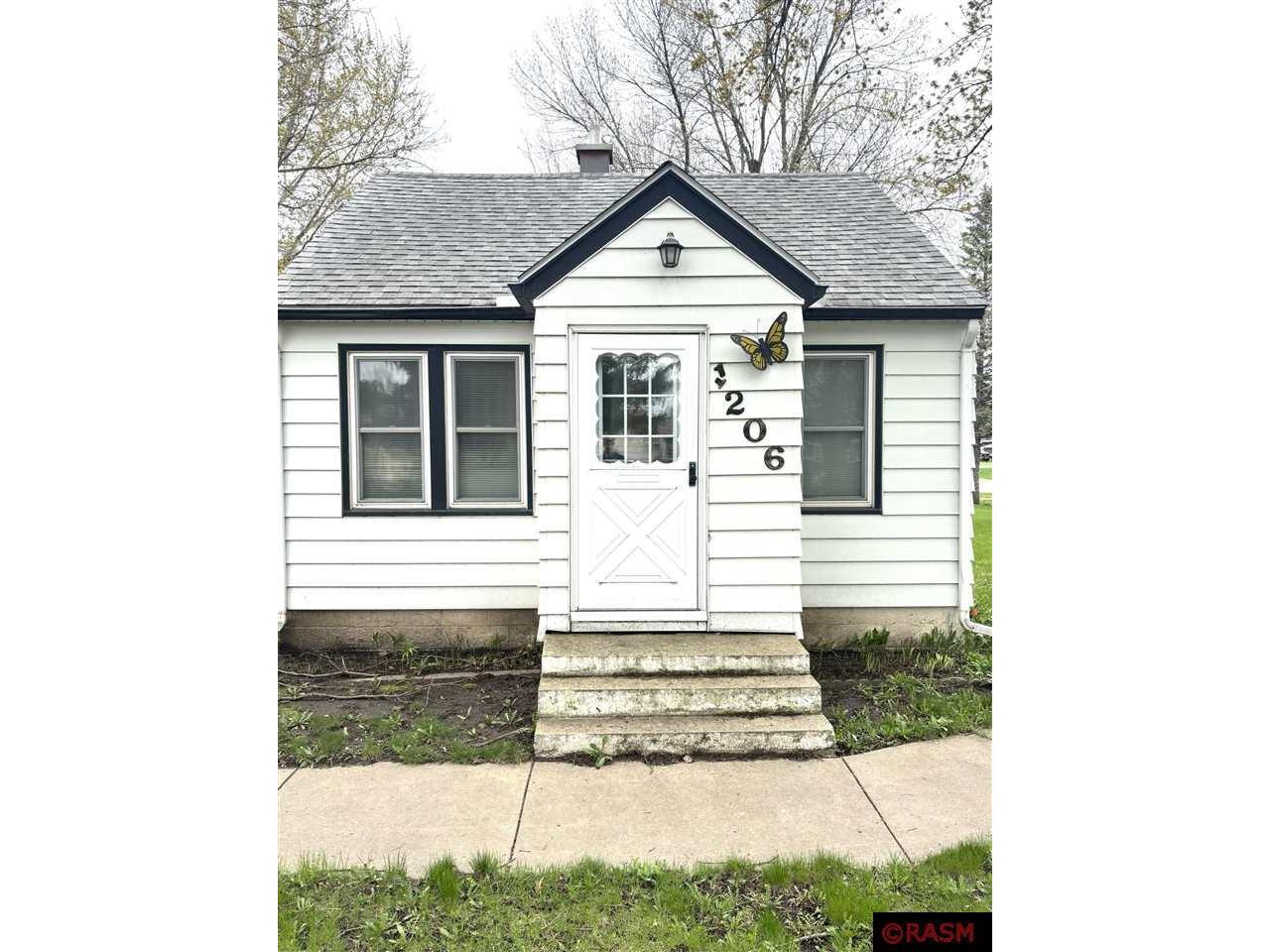 1206 Ninth Avenue North Saint James MN 56081 7034837 image1