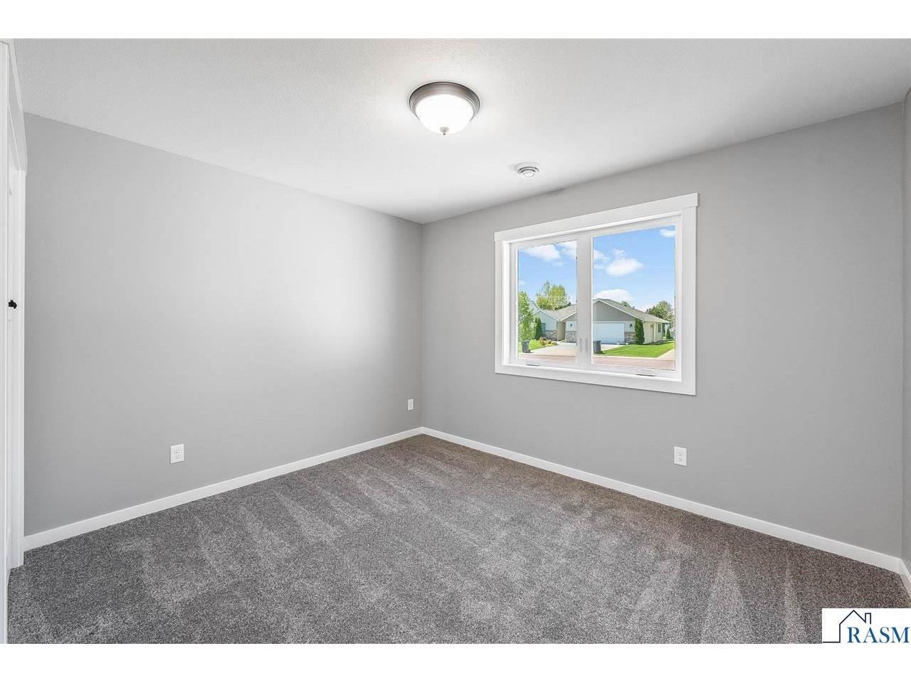 121 Copper Village Circle Mankato MN 56001 7040236 image2