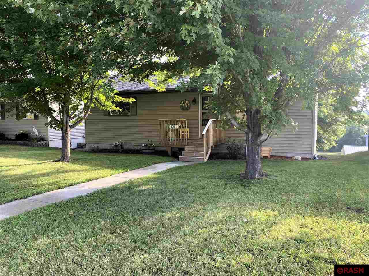 1211 S German New Ulm MN 56073 7032945 image1