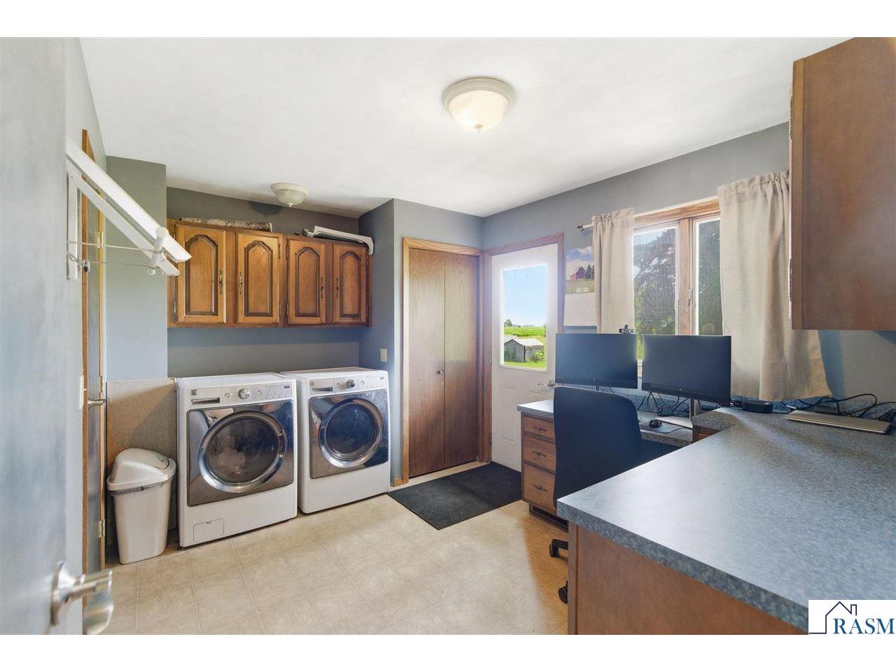 122 E Martin Street Lewisville MN 56060 267040475 image18