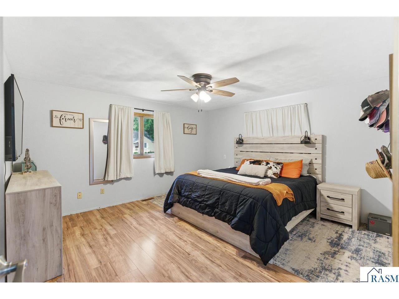 122 E Martin Street Lewisville MN 56060 267040475 image21