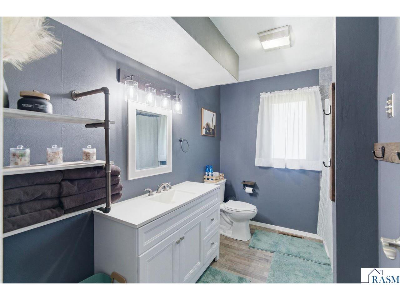 122 E Martin Street Lewisville MN 56060 267040475 image23