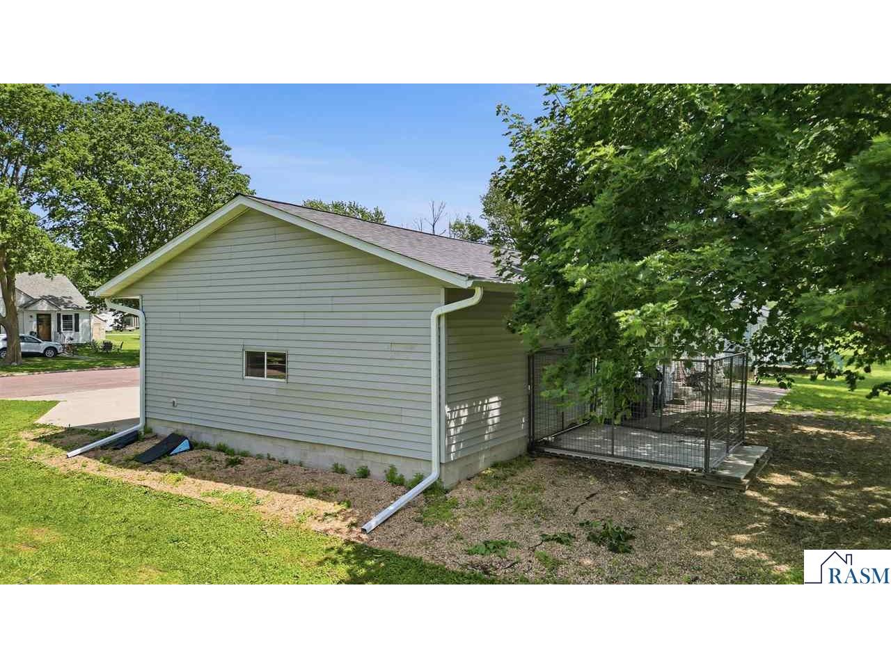 122 E Martin Street Lewisville MN 56060 267040475 image38