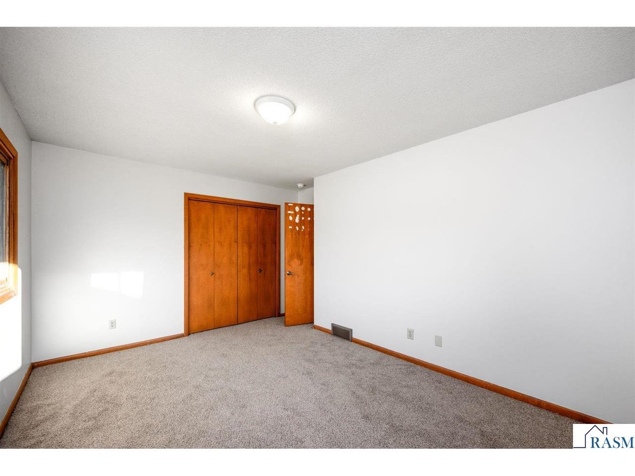 1224 S Ramsey Street Blue Earth MN 56013 7039490 image32