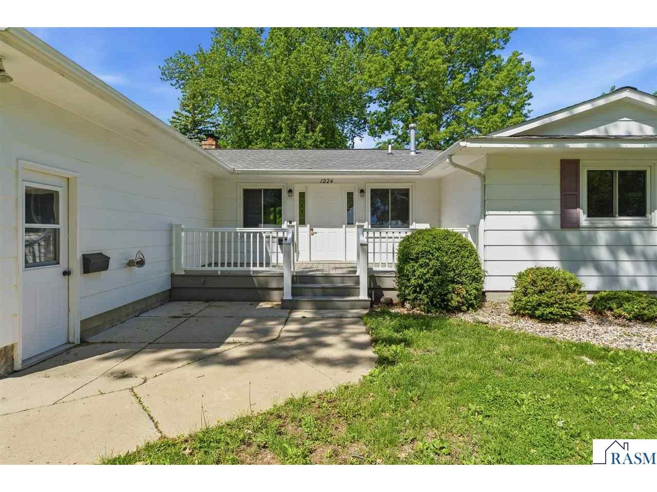 1224 S Ramsey Street Blue Earth MN 56013 7039490 image4
