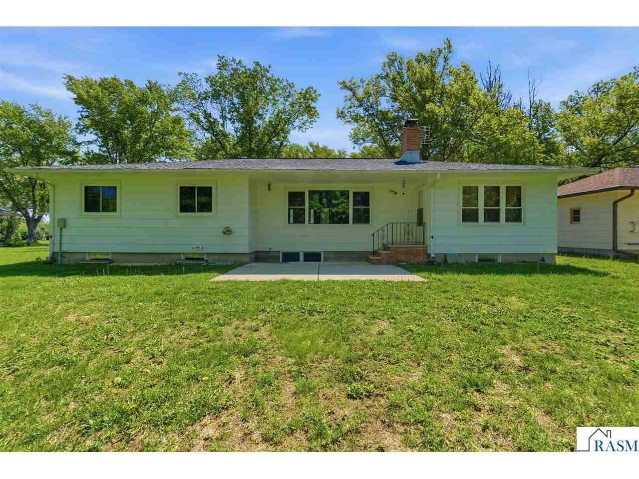 1224 S Ramsey Street Blue Earth MN 56013 7039490 image6