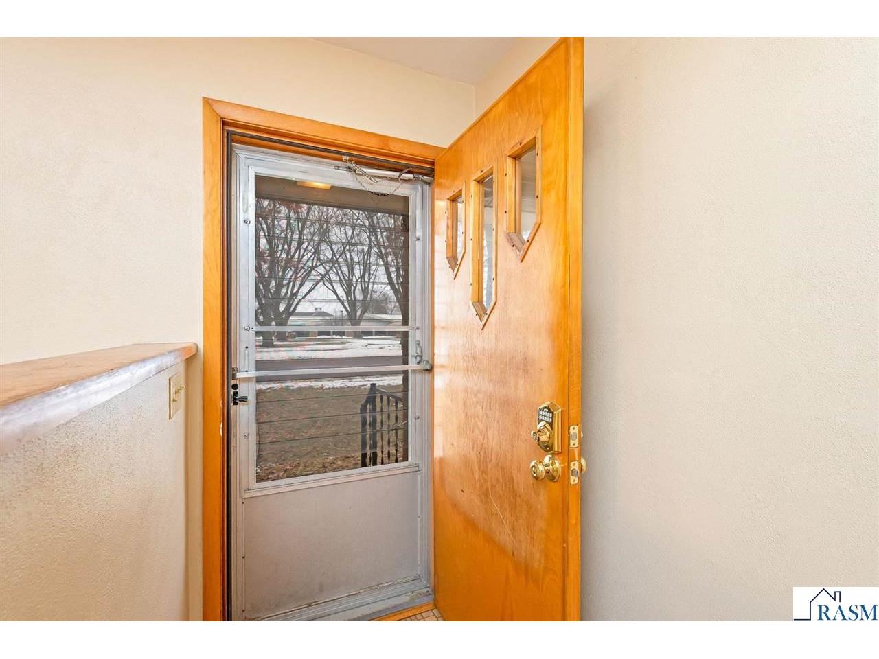 1228 S Ramsey Street Blue Earth MN 56013 7039265 image10